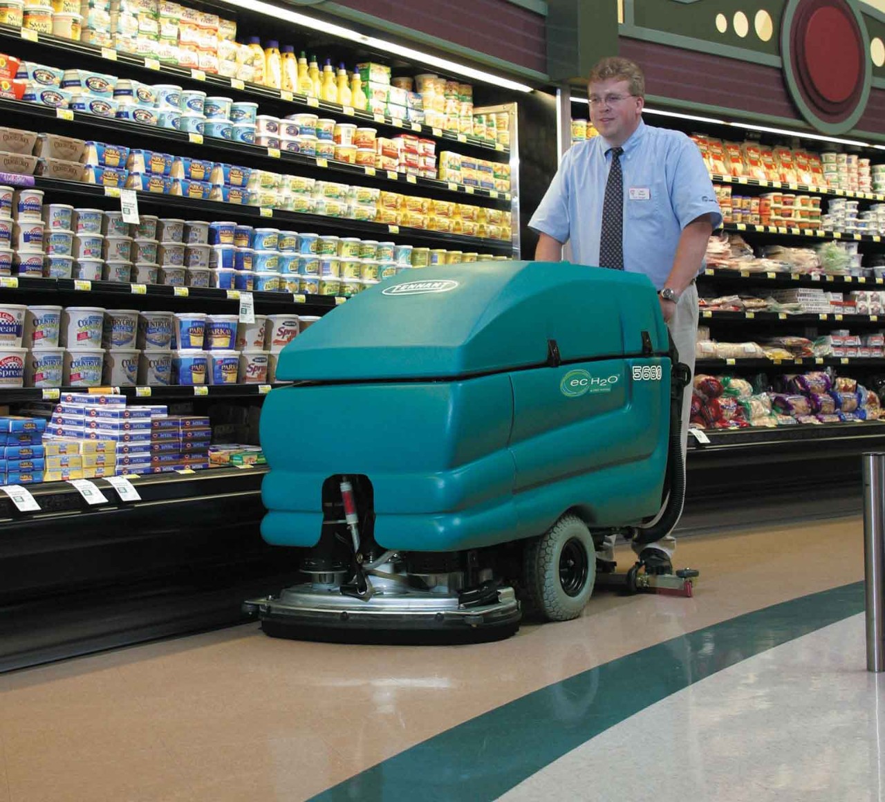 5680 Walk-Behind Floor Scrubber alt 4